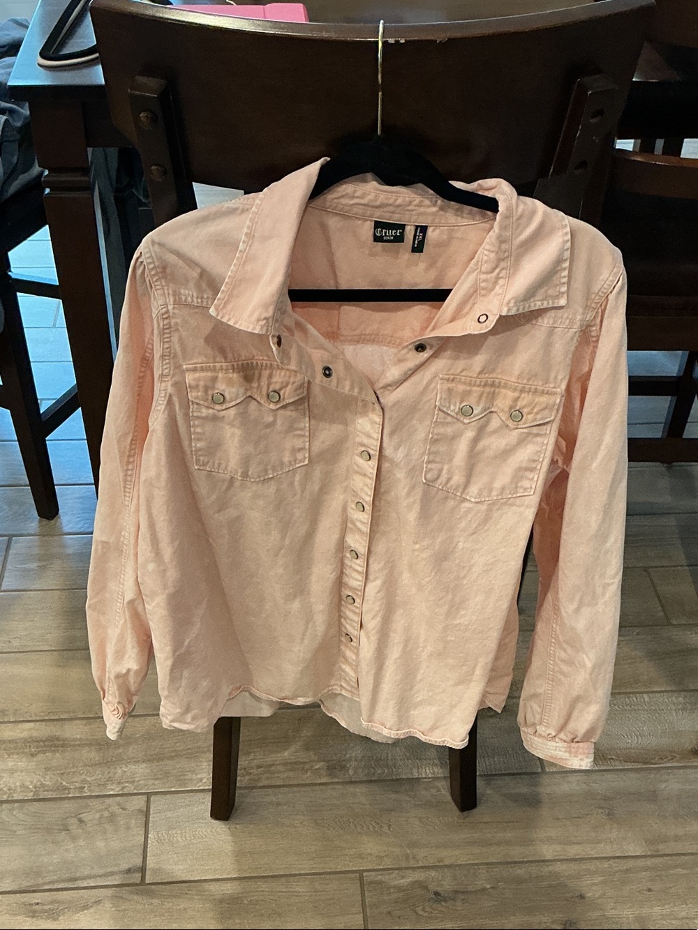 Light Pink Button-Front Shirt Jacket with Chest Pockets